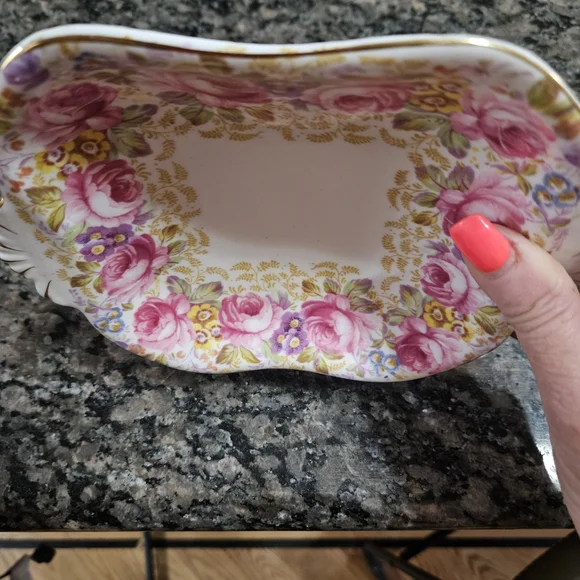 Royal Albert Pink and Gold Floral Square Plate - Picture 2 of 5